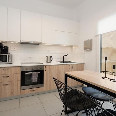 Classy Apartment In Koukaki, Walk To Metro & Acropolis Ateny Zewnętrze zdjęcie